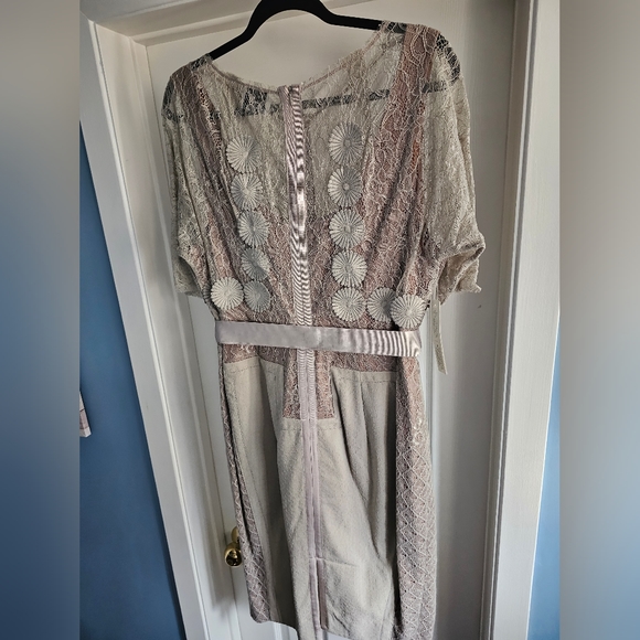 Gorgeous Byron Lars dress bought from Anthropologie.  Very well made. - Picture 5 of 9